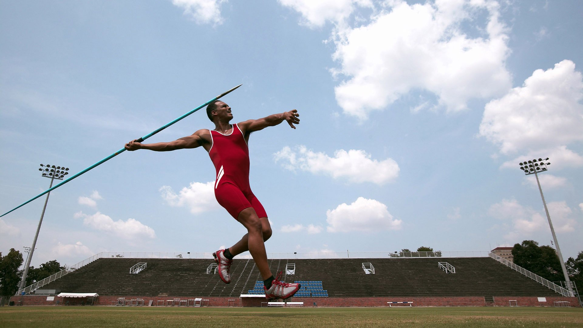 中国足球预选赛豪取大捷，提前晋级世界杯！，中国足球预选赛世界杯直播频道