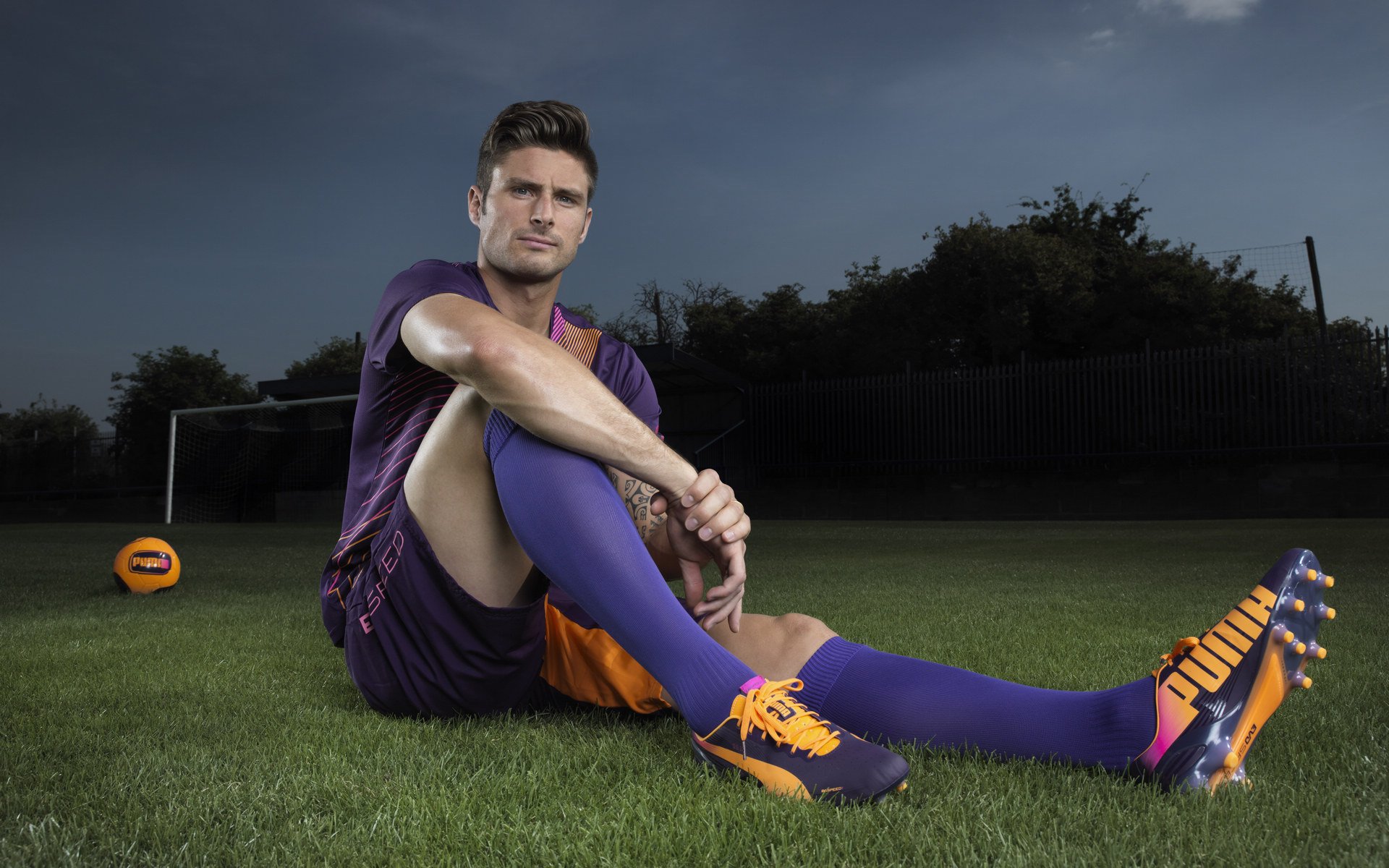 S16回北美被夸爆:“电竞最好的时代又回来了”